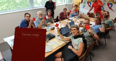 Actions pour le Sport Scolaire: Carton rouge du SNEP FSU ORLEANS-TOURS Actions pour le Sport Scolaire: Carton rouge du SNEP FSU ORLEANS-TOURS
